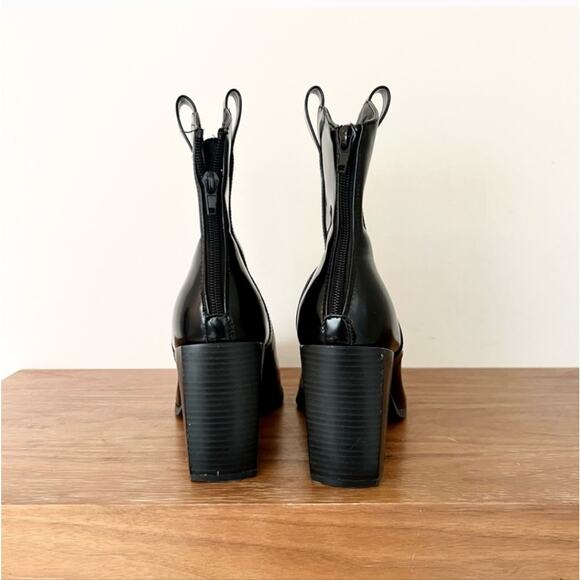Wild Diva Glossy Black Pointy Toe Booties - Picture 5 of 6